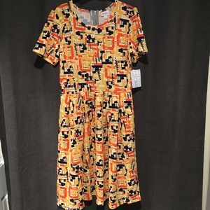 LuLaRoe geometric Amelia. BNWT. XLarge.